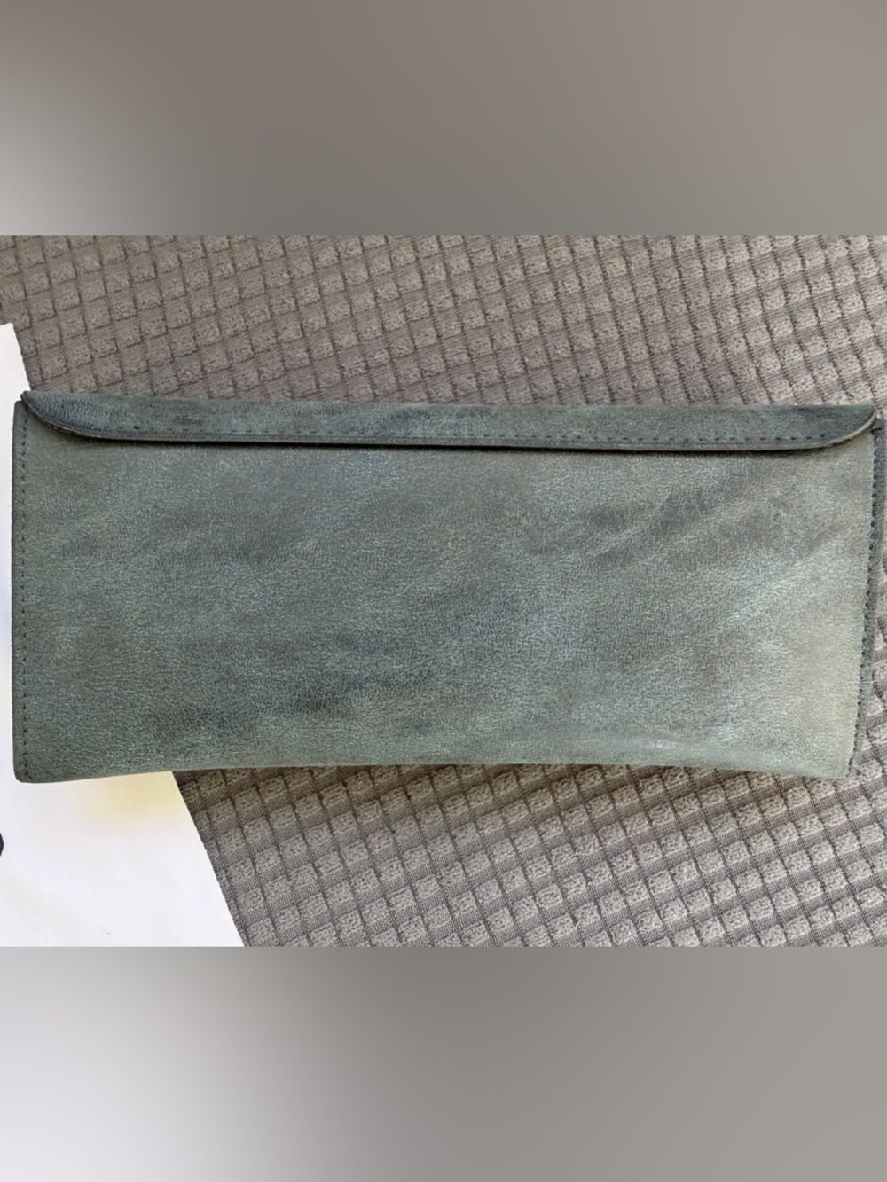 Tarian Paris Leather Eyeglass Case - Picture 5 of 5